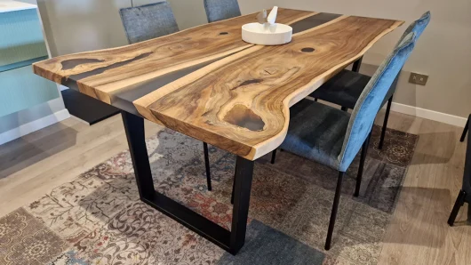tavolo in legno falegnameria 1