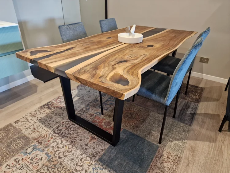 tavolo in legno falegnameria 1