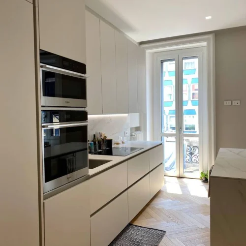cucina-a-vista-PET-effetto-silk